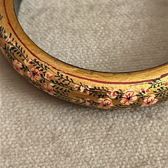 2 Elegant Red and Gold Bracelets with Intricate Patterns - Picture 6 of 6